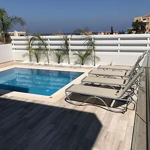 kitsios-villas-with-private-pool-no2.protaras-cy-hotels.com/
